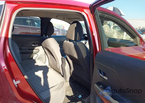 2025 Nissan Kicks Sv Fwd from USA, damaged, VIN 3N8AP6CA3SL351860